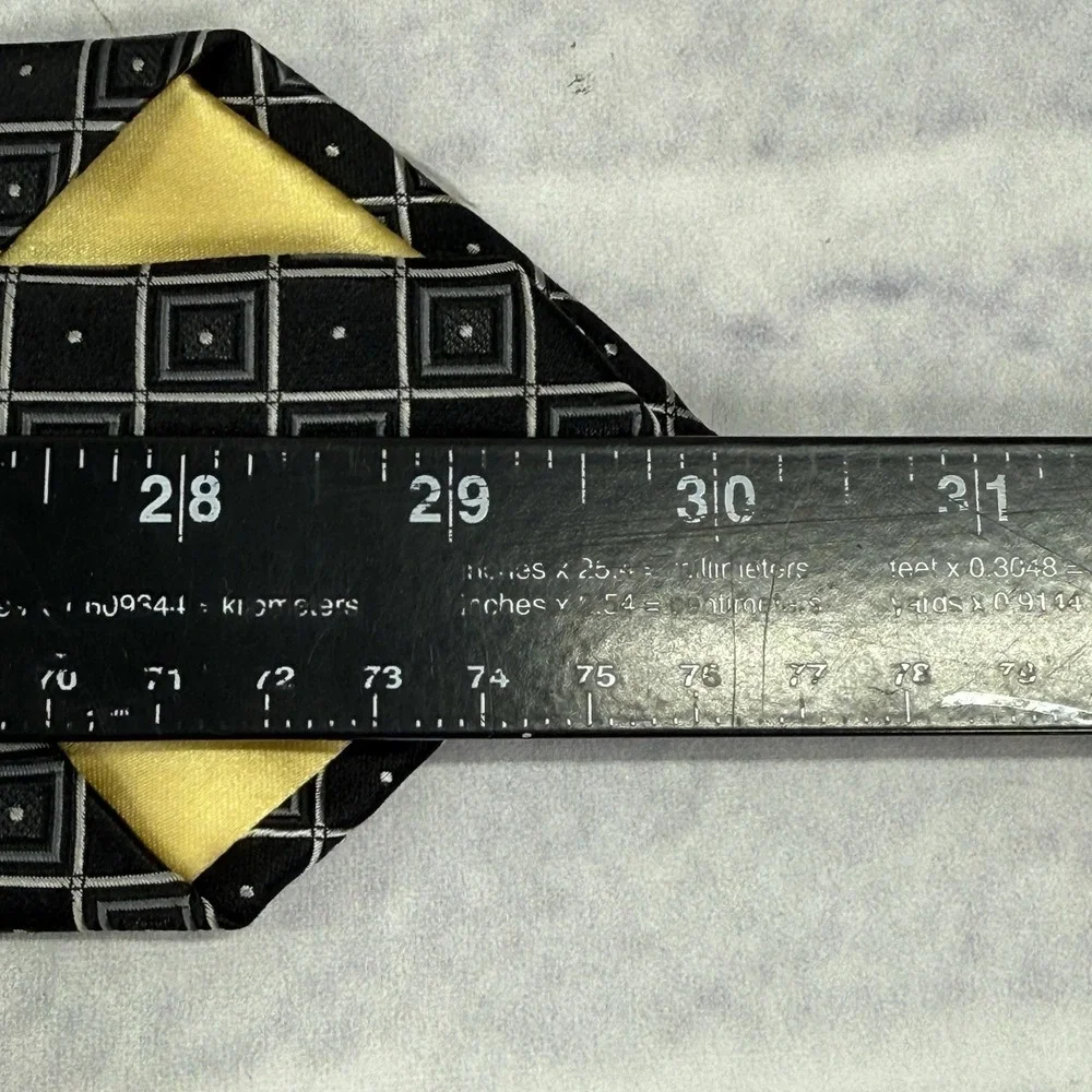 Donald J Trump Signature Collection Silk Tie Black Geometric 60